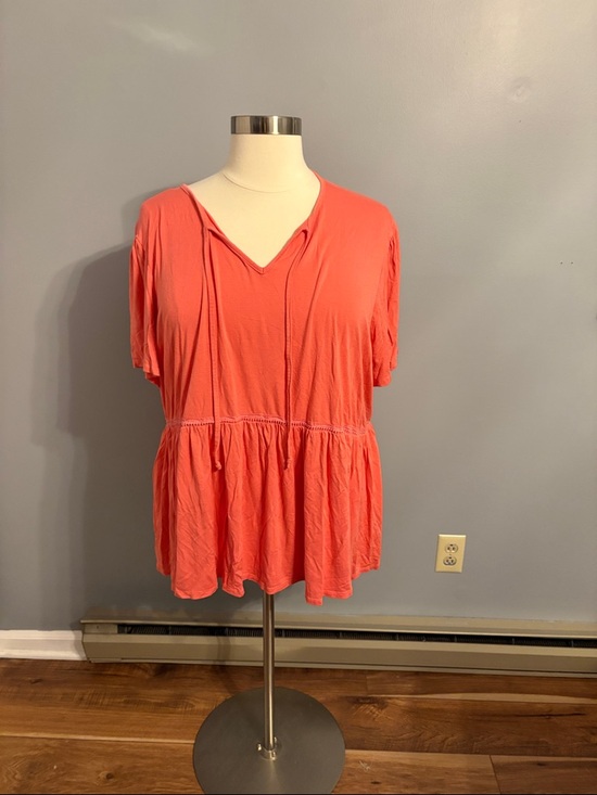 Lane Bryant Tops - Lane Bryant Coral V-Neck Peplum Tie-Front Tunic